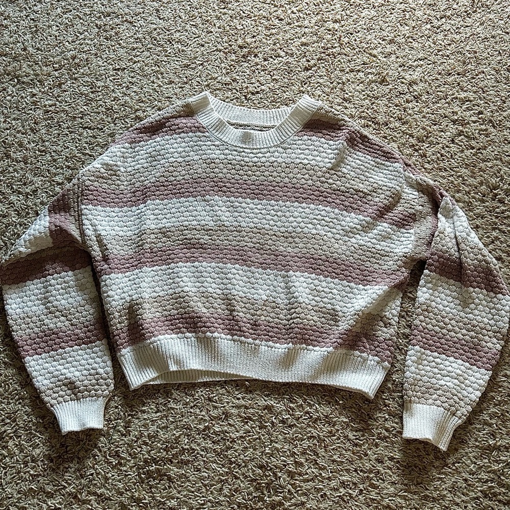 Hollister Cream and Brown Sweater